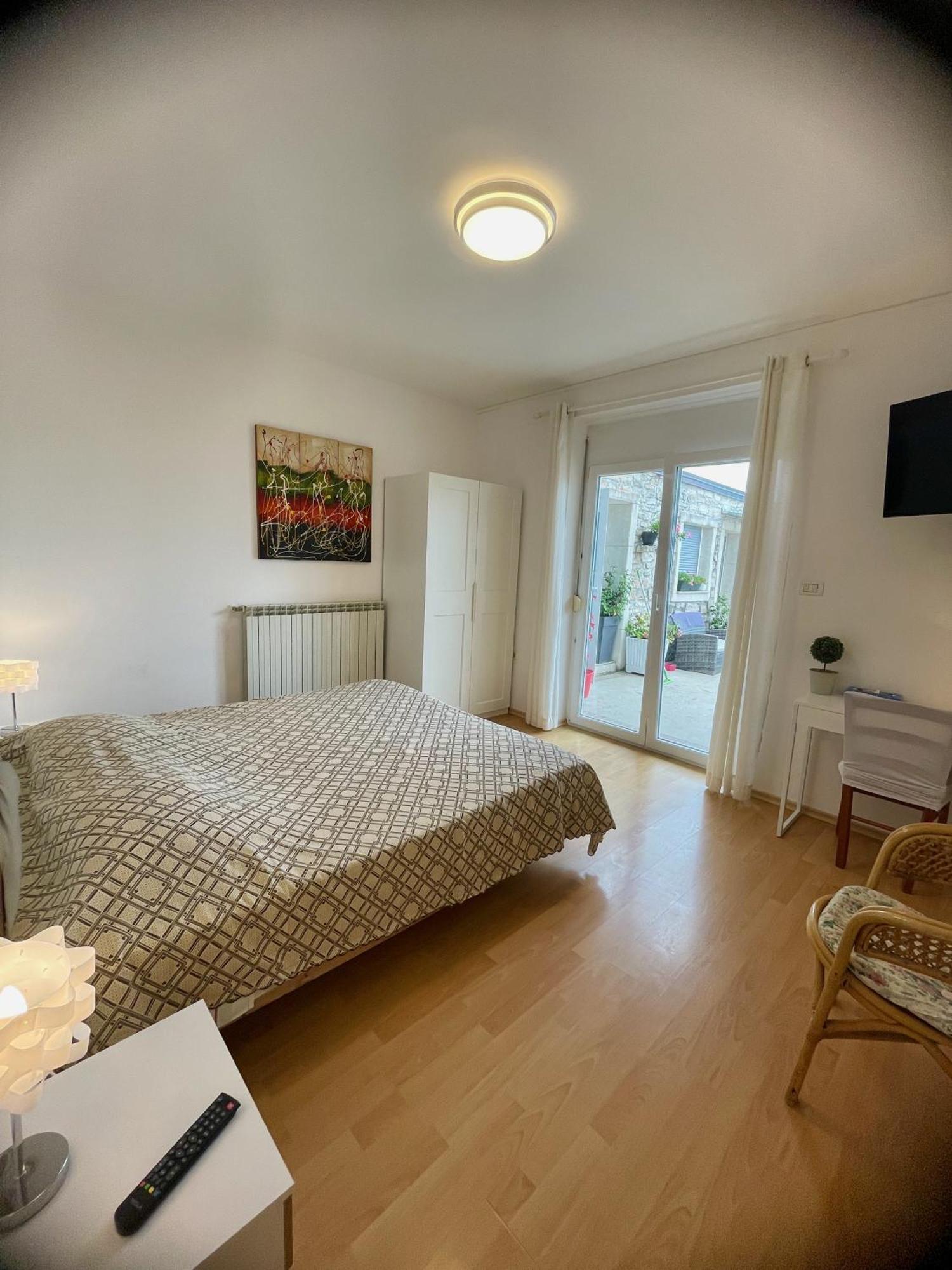 Viler Apartments איזולה מראה חיצוני תמונה